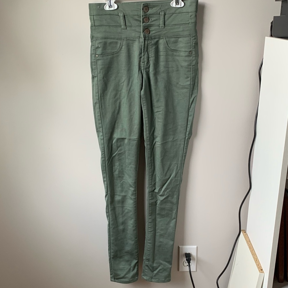 High wasted, super skinny jeans